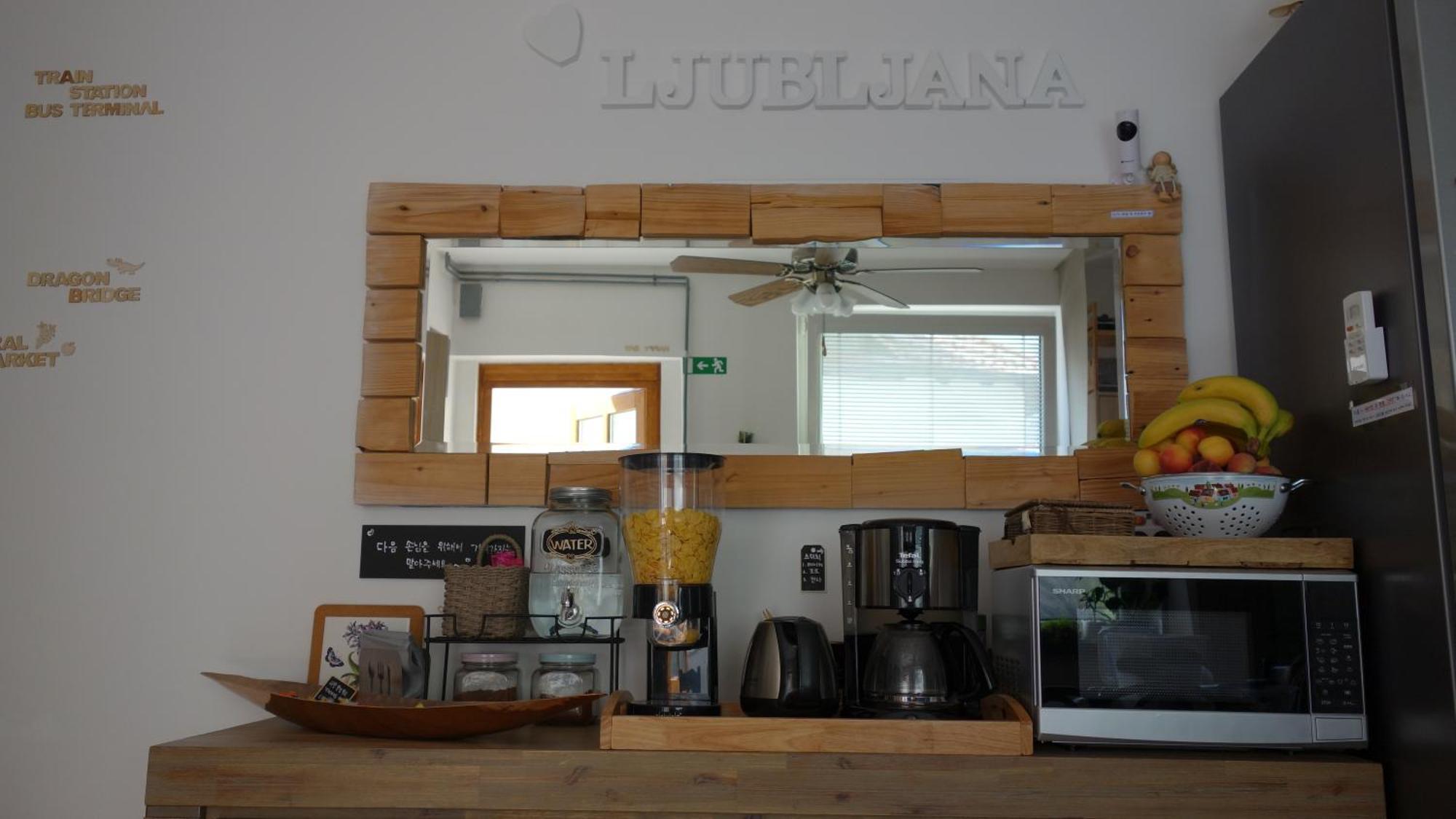 Goodlebang, 3 Bed Room Apartment, Center Ljubljana Bagian luar foto